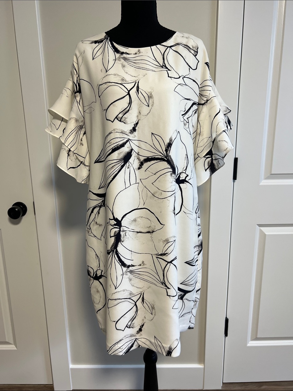 Vince Camuto White Mini Dress with Black Floral Print